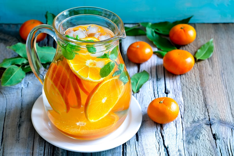 http://uscitrus.com/cdn/shop/articles/mandarin-orange-pitcher-cocktails.jpg?v=1595257862